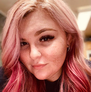 Meet your Posher, Maddie